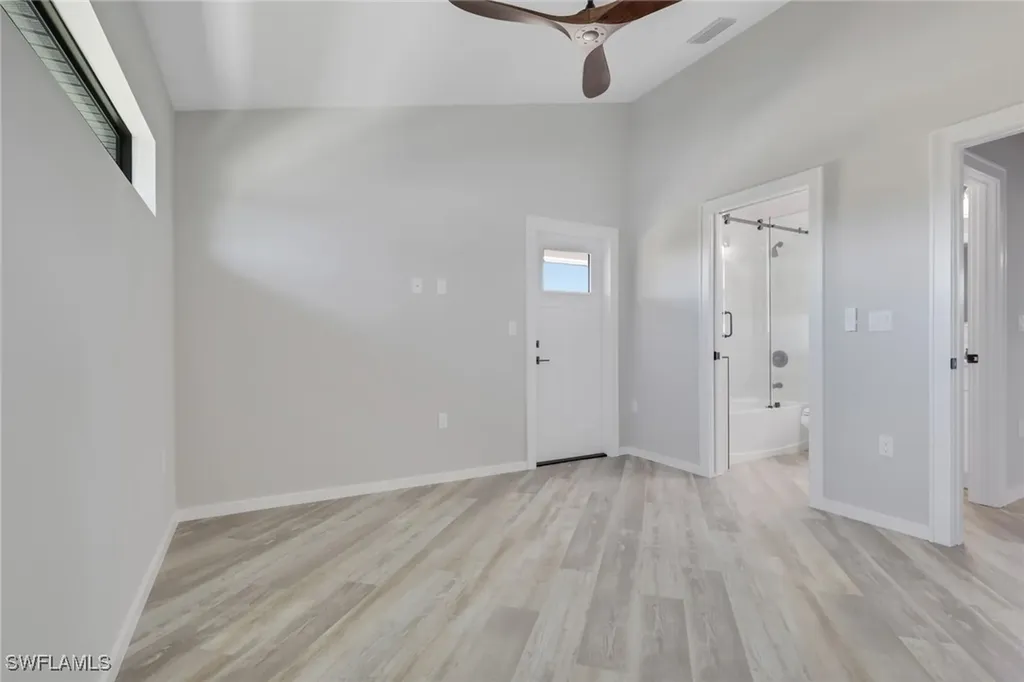 3085 Connecticut Avenue Naples FL 34112