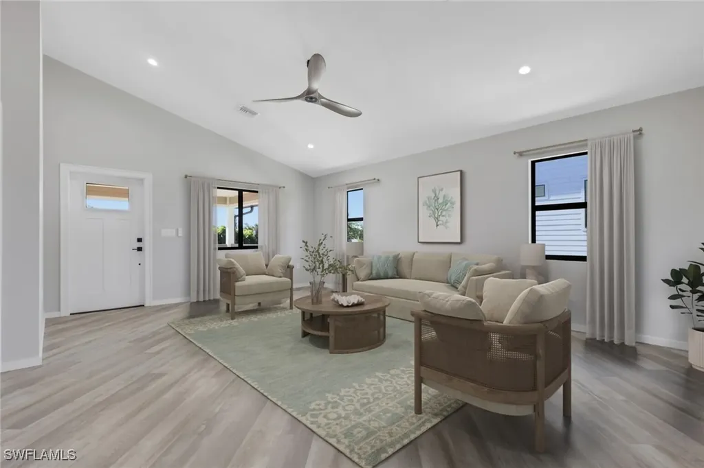 3085 Connecticut Avenue Naples FL 34112