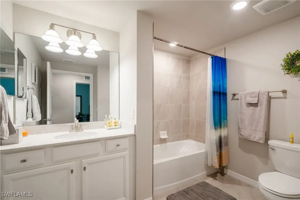 17411 Cherrywood Court Bonita Springs FL 34135