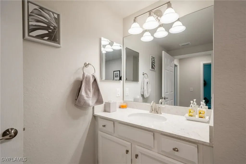 17411 Cherrywood Court Bonita Springs FL 34135