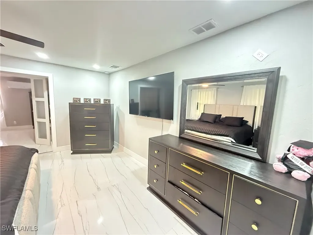4207 Cindy Avenue Naples FL 34112
