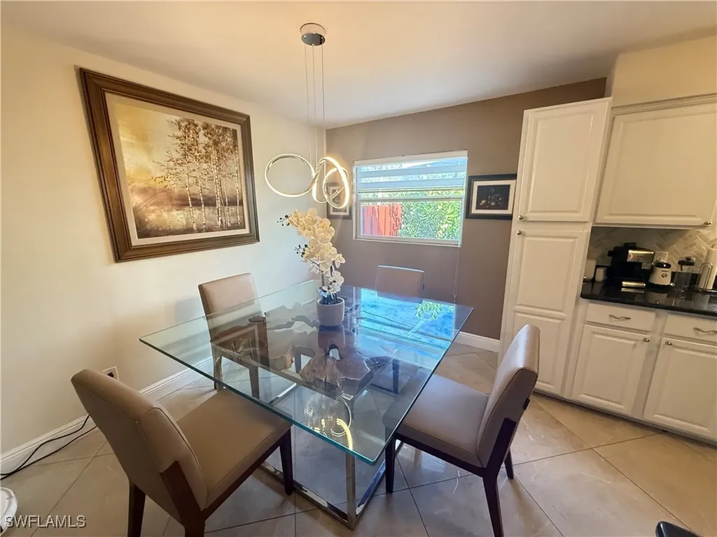 4207 Cindy Avenue Naples FL 34112