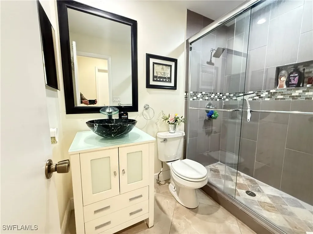 4207 Cindy Avenue Naples FL 34112