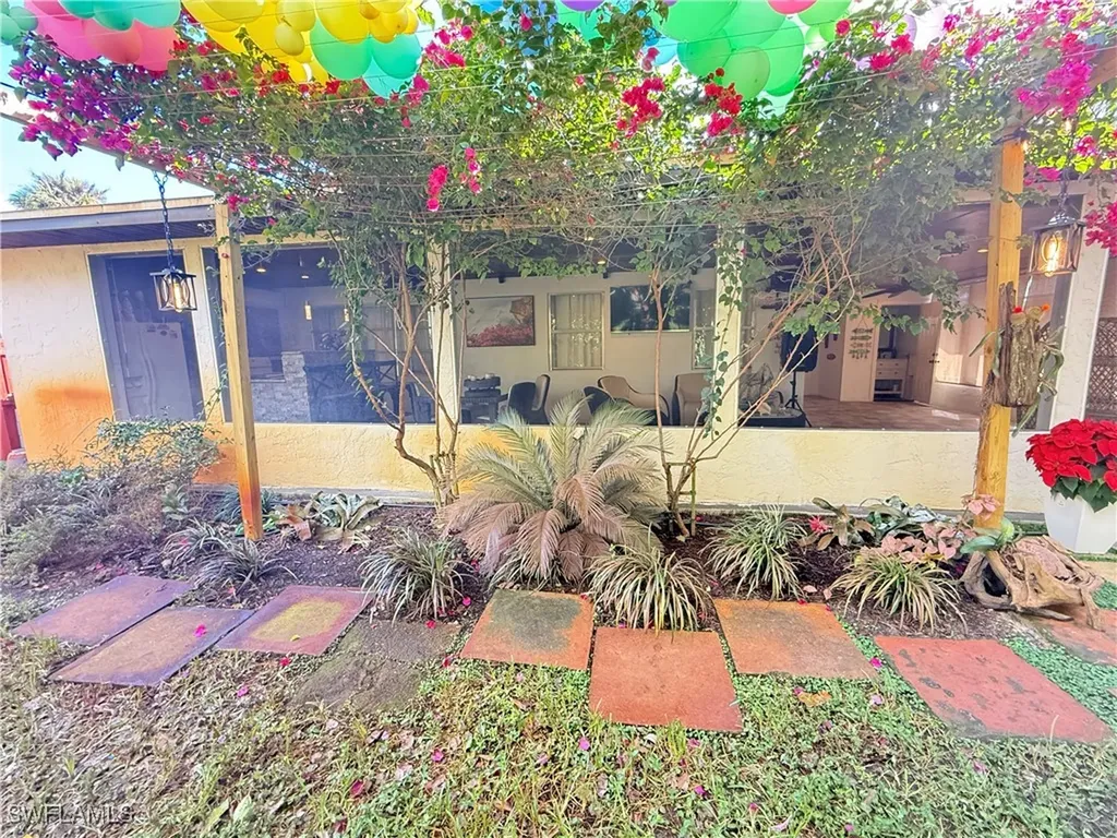 4207 Cindy Avenue Naples FL 34112