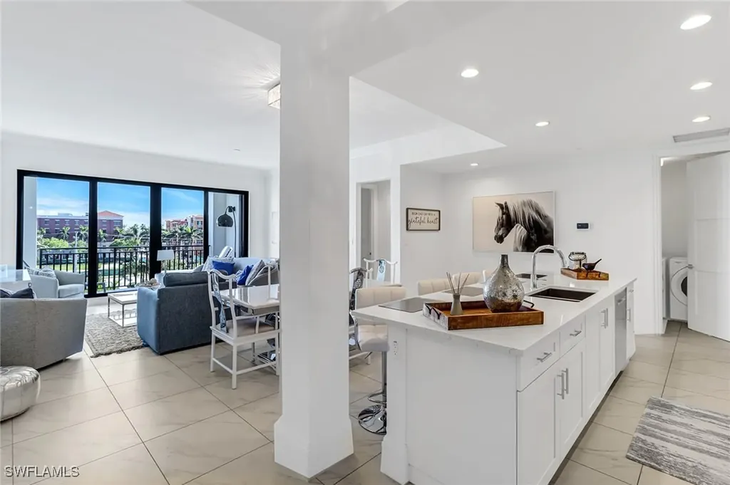 1135 3rd Avenue S Naples FL 34102