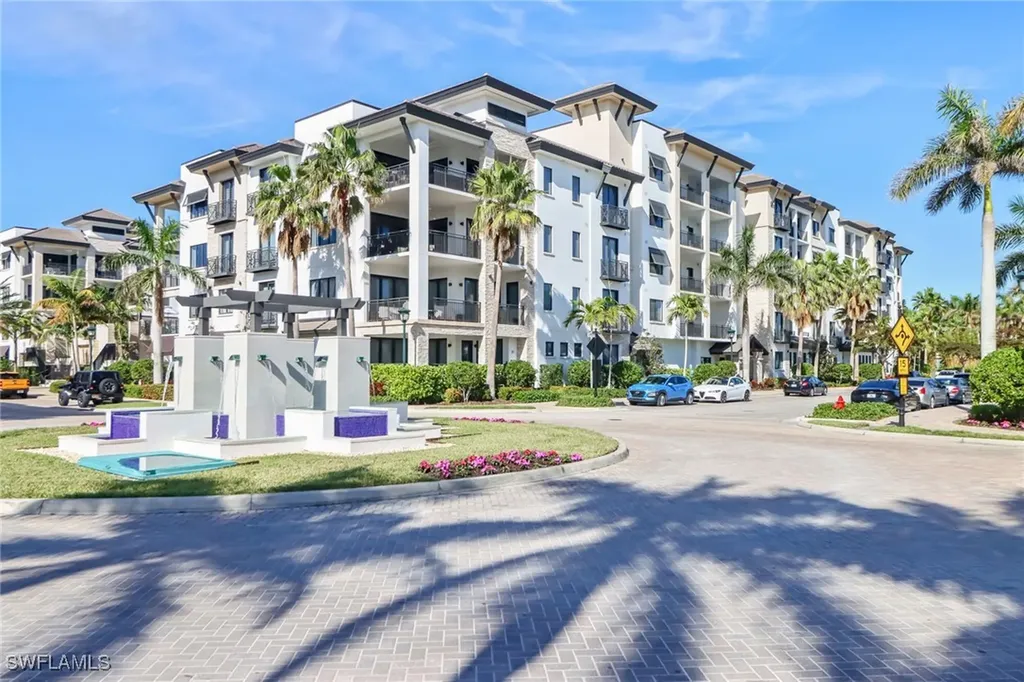 1135 3rd Avenue S Naples FL 34102