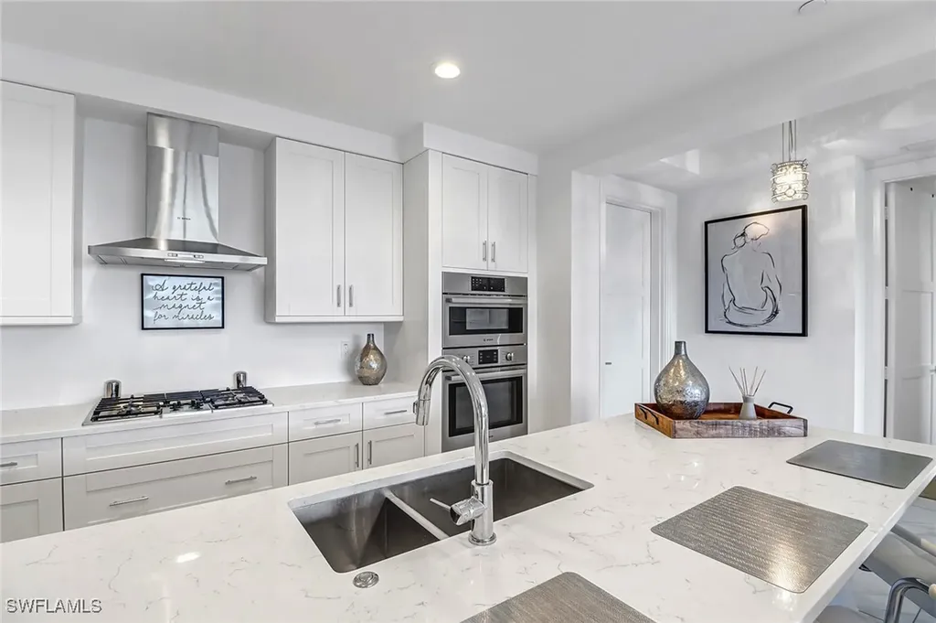 1135 3rd Avenue S Naples FL 34102