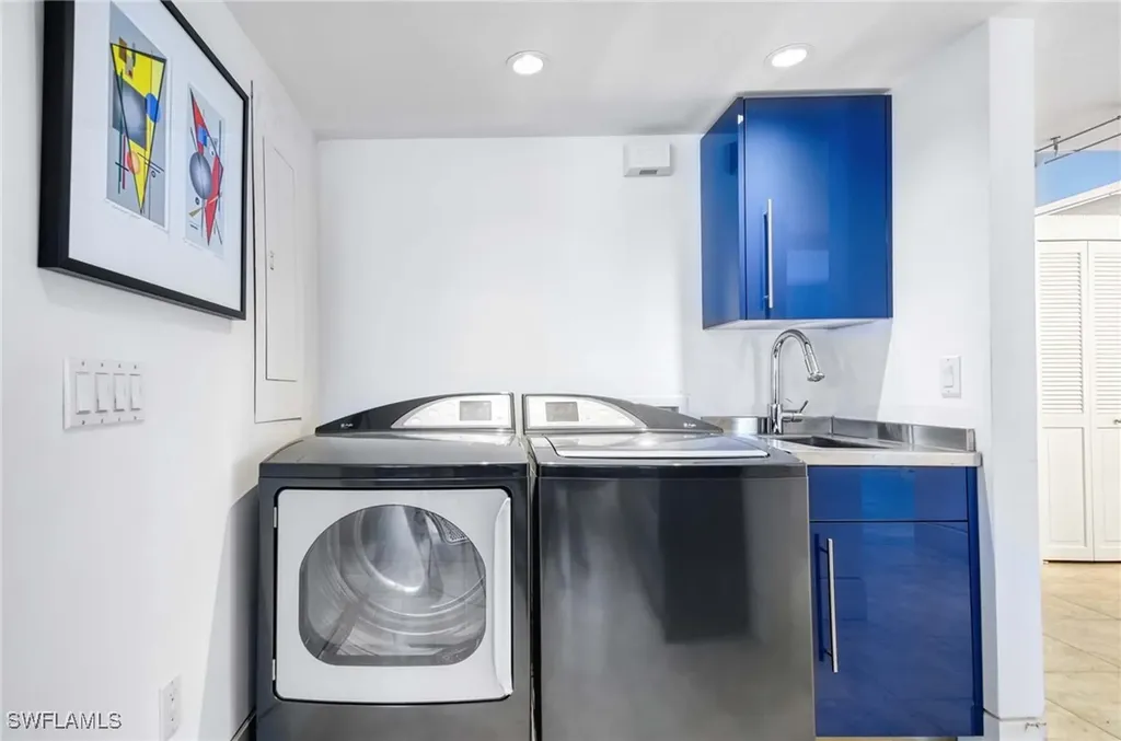 1255 Gulf Shore Boulevard N Naples FL 34102