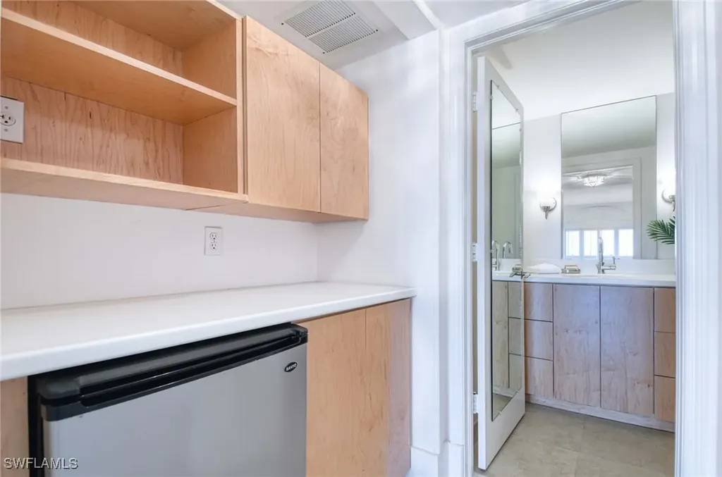 1255 Gulf Shore Boulevard N Naples FL 34102