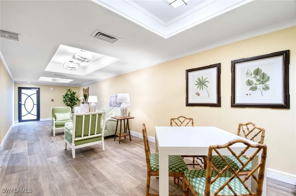 1255 Gulf Shore Boulevard N Naples FL 34102