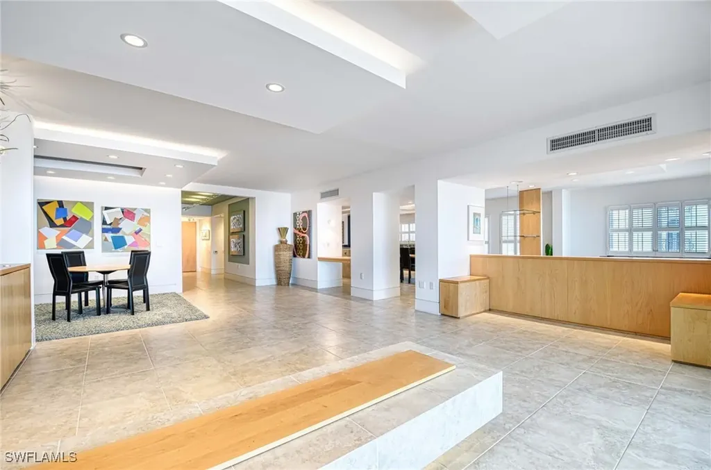 1255 Gulf Shore Boulevard N Naples FL 34102