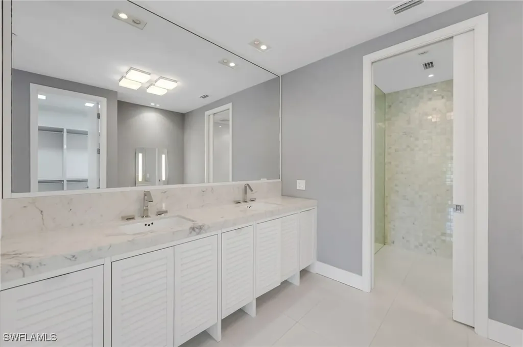 26310 Devonshire Court Bonita Springs FL 34134