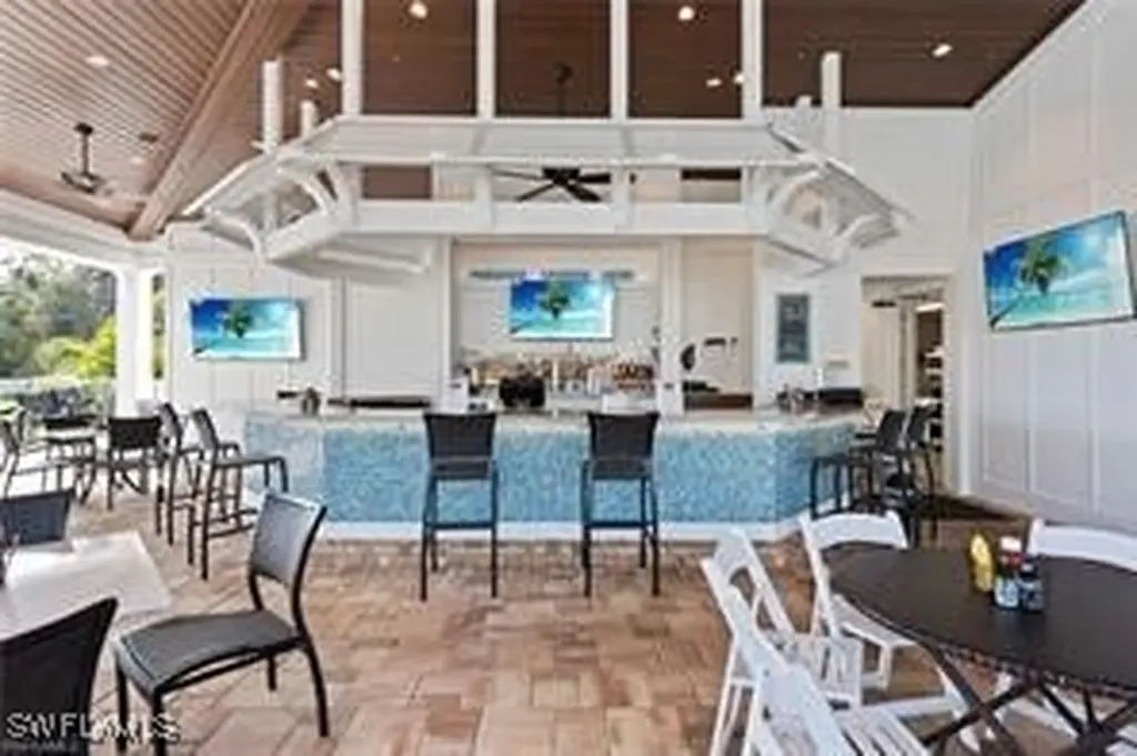 782 Eagle Creek Drive Naples FL 34113