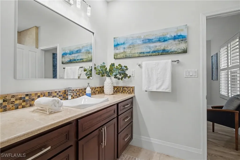 5186 Tallowood Way Naples FL 34116
