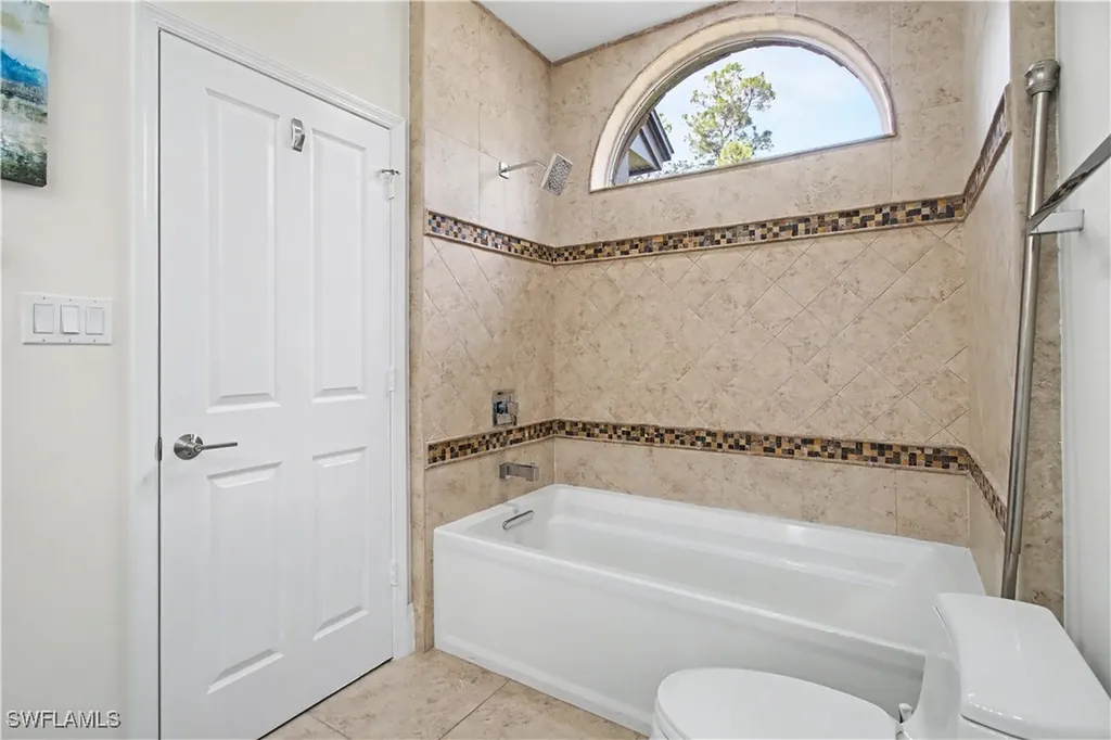 5186 Tallowood Way Naples FL 34116