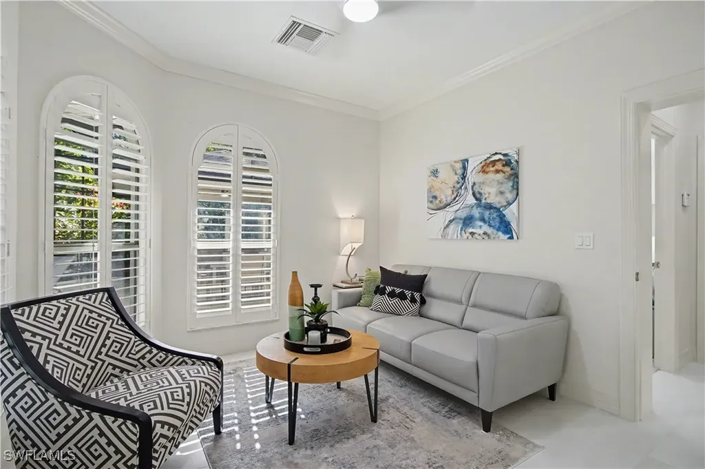 5186 Tallowood Way Naples FL 34116