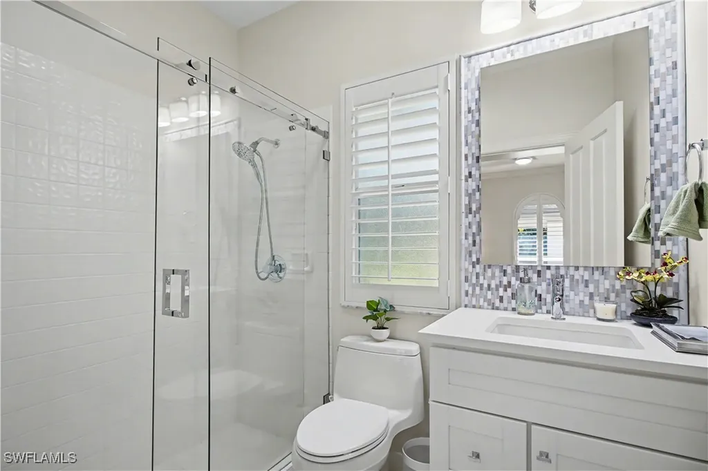5186 Tallowood Way Naples FL 34116