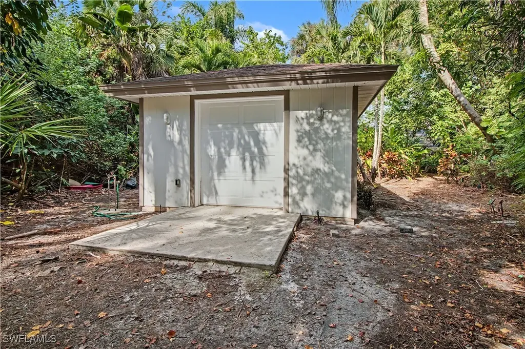 5186 Tallowood Way Naples FL 34116