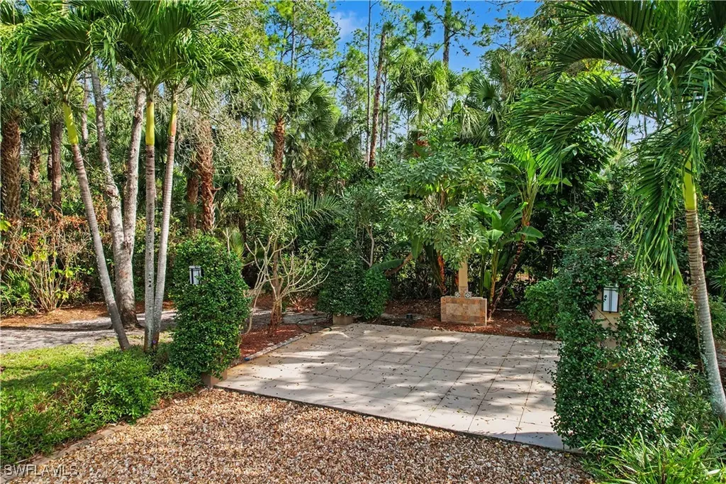 5186 Tallowood Way Naples FL 34116