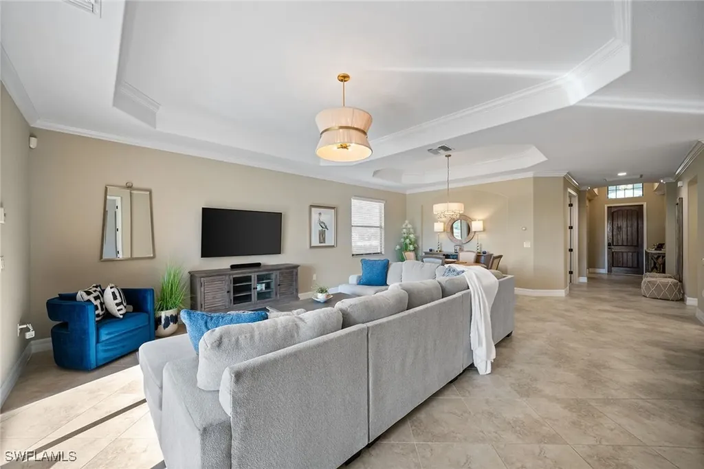 12518 Fenhurst Way Naples FL 34120