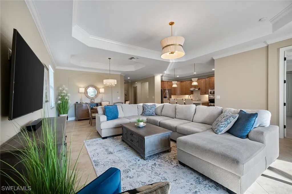 12518 Fenhurst Way Naples FL 34120