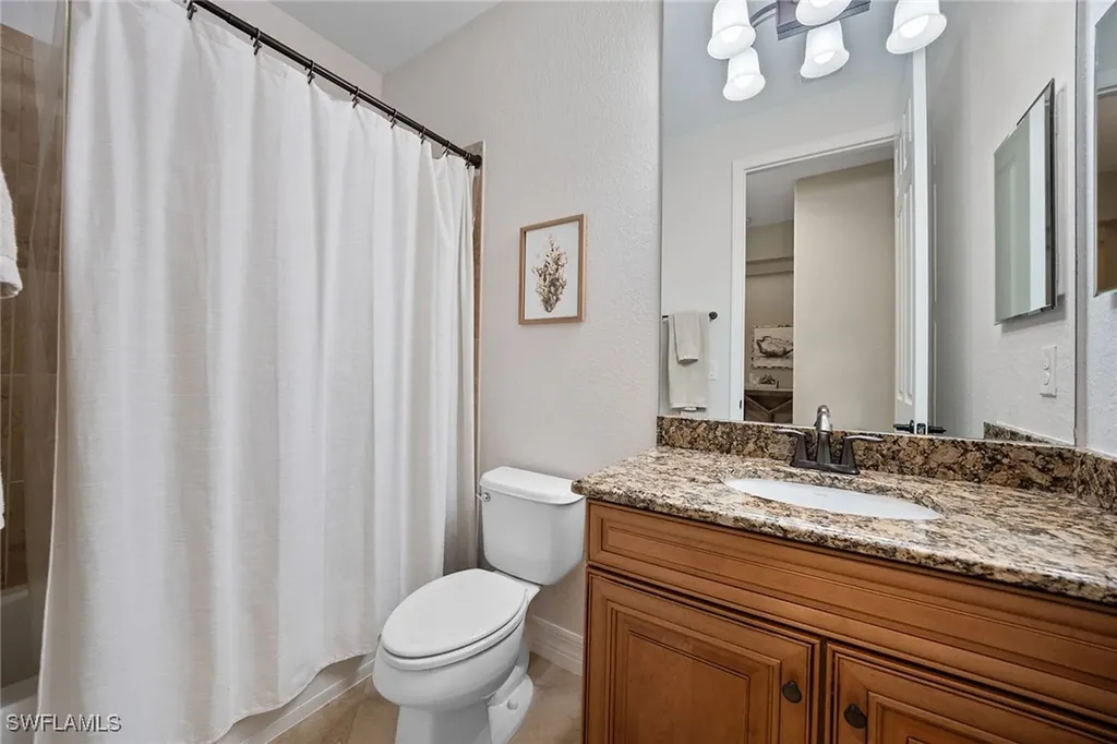 12518 Fenhurst Way Naples FL 34120