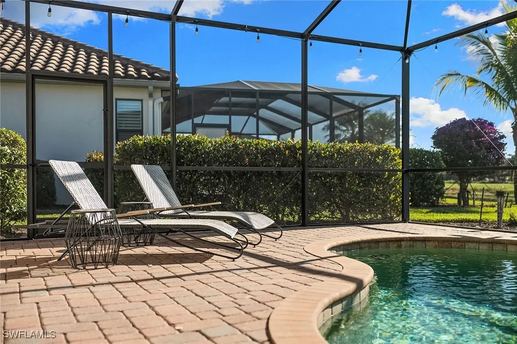 12518 Fenhurst Way Naples FL 34120