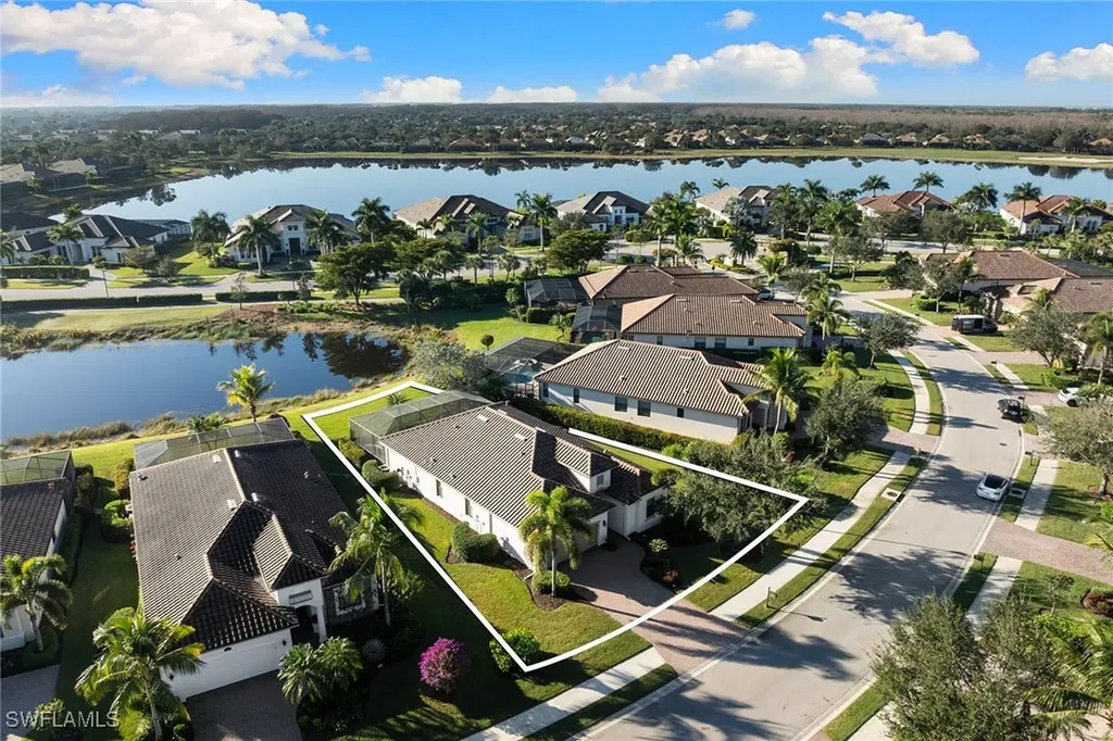 12518 Fenhurst Way Naples FL 34120