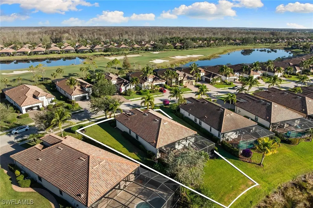 12518 Fenhurst Way Naples FL 34120