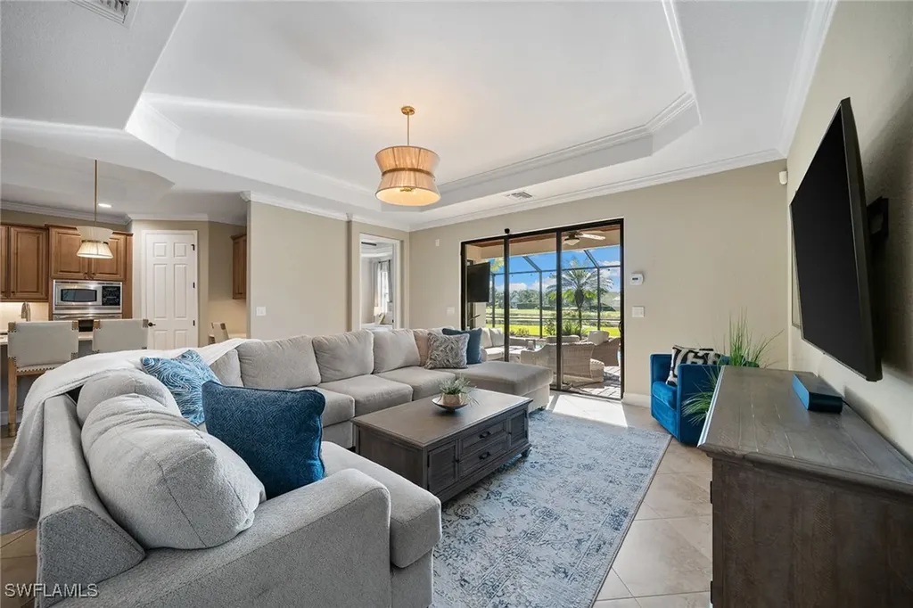 12518 Fenhurst Way Naples FL 34120