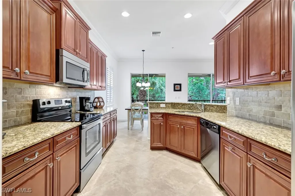 9508 Ironstone Terrace Naples FL 34120