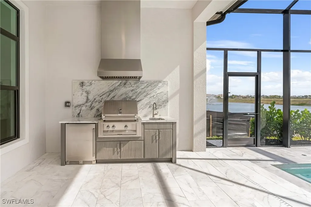 9678 Moonflower Court Naples FL 34114