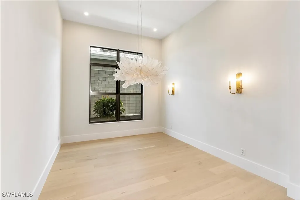 9678 Moonflower Court Naples FL 34114