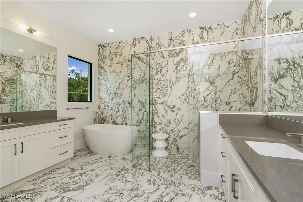 9678 Moonflower Court Naples FL 34114