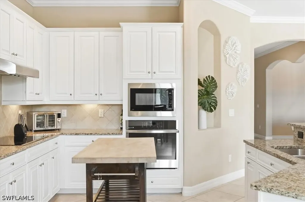 28564 Longford Court Bonita Springs FL 34135