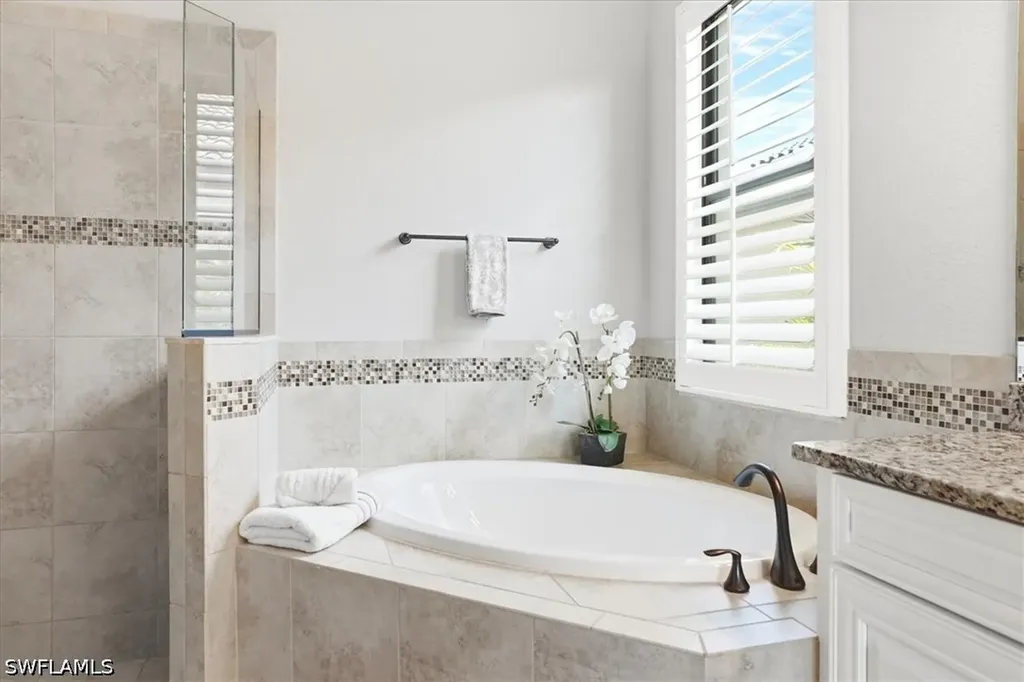 28564 Longford Court Bonita Springs FL 34135