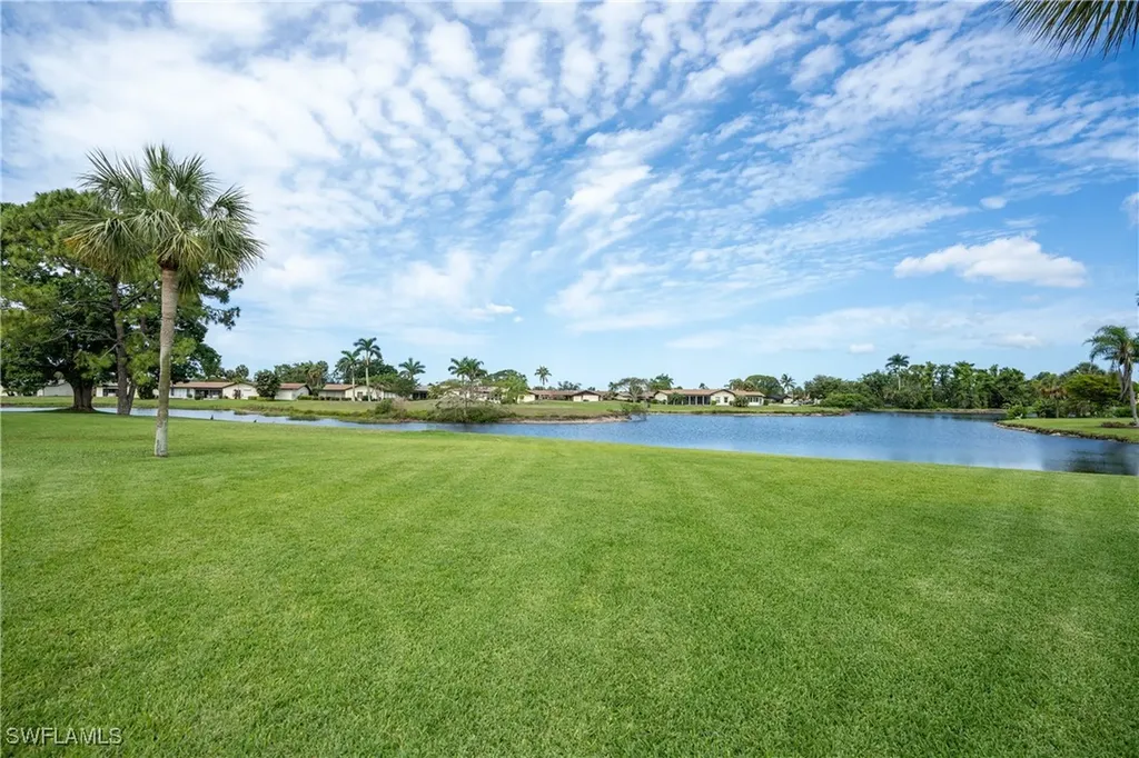 108 Payne Court Naples FL 34112
