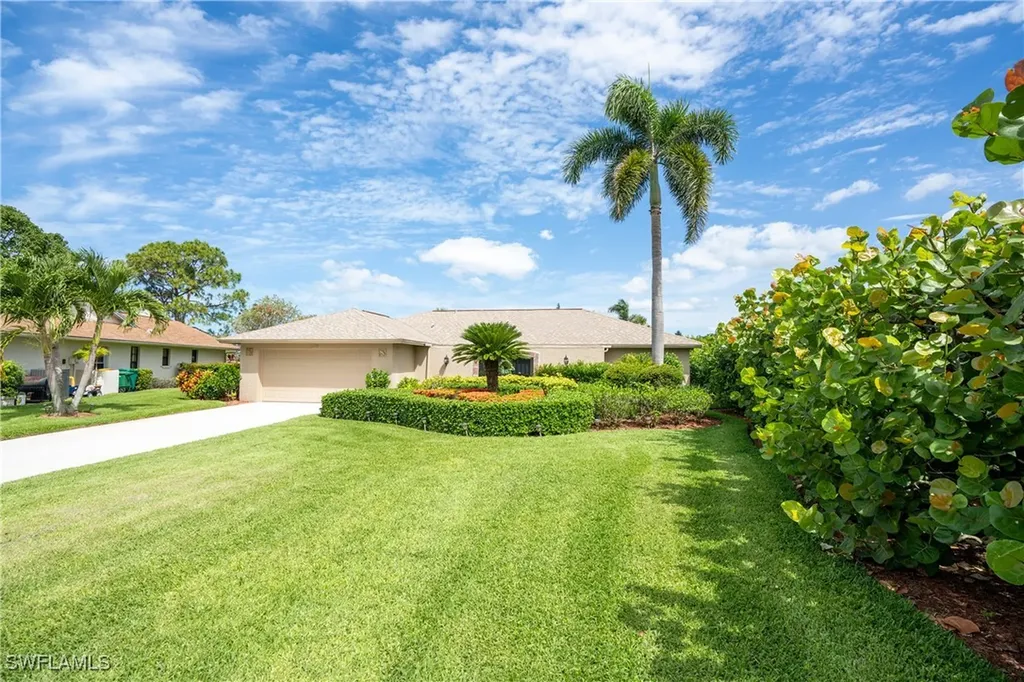 108 Payne Court Naples FL 34112