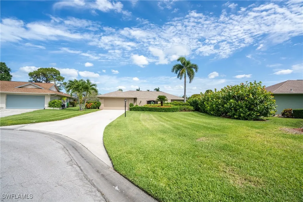 108 Payne Court Naples FL 34112
