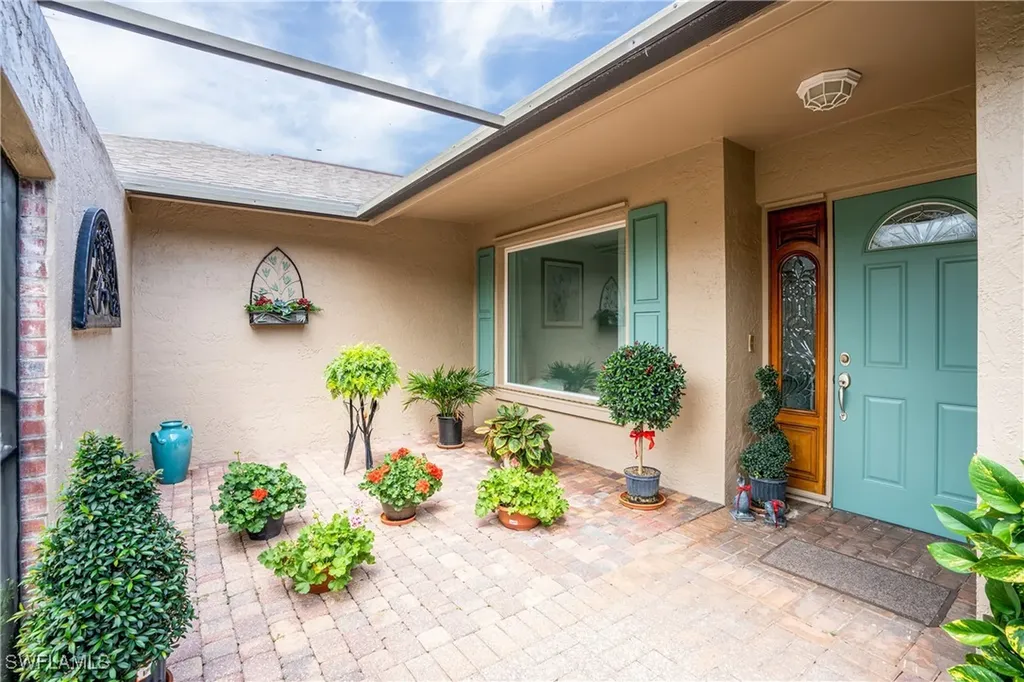 108 Payne Court Naples FL 34112