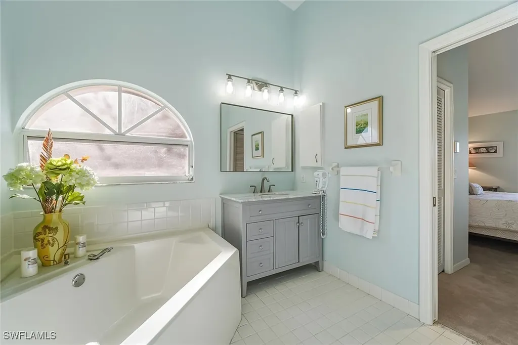 8005 Tiger Cove Naples FL 34113