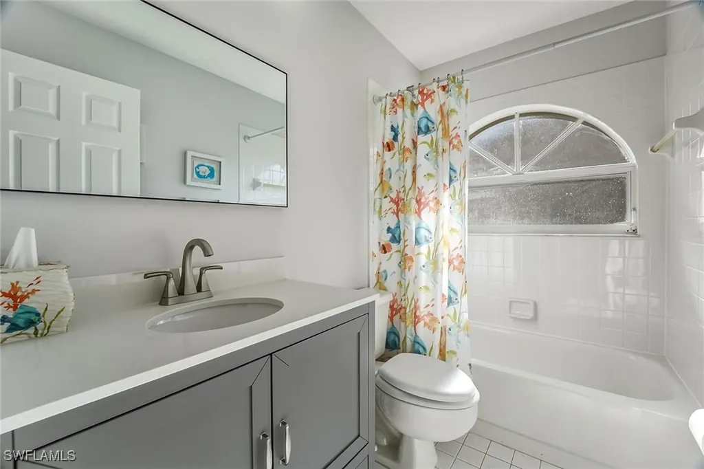 8005 Tiger Cove Naples FL 34113