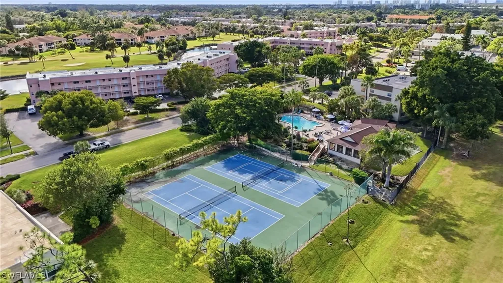 499 Forest Lakes Boulevard Naples FL 34105