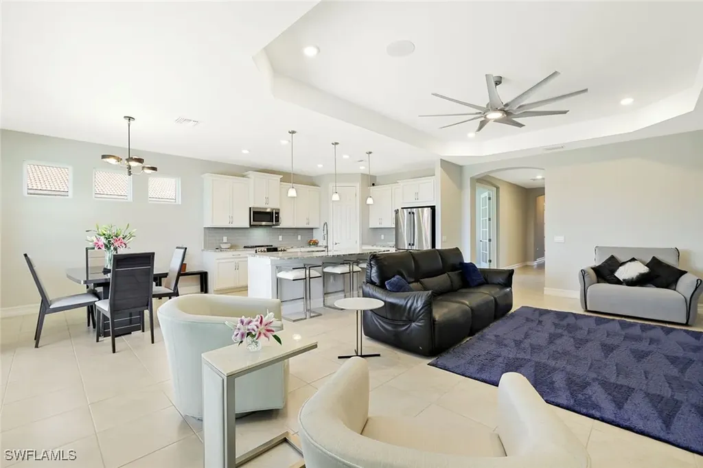18680 Ensenada Drive Naples FL 34114