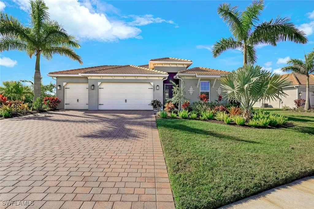 18680 Ensenada Drive Naples FL 34114