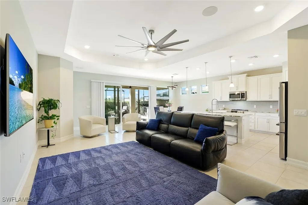 18680 Ensenada Drive Naples FL 34114