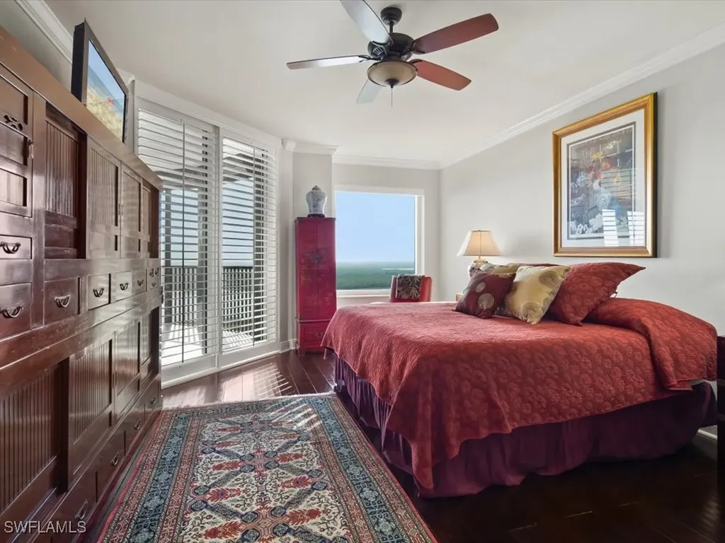 1050 Borghese Lane Naples FL 34114