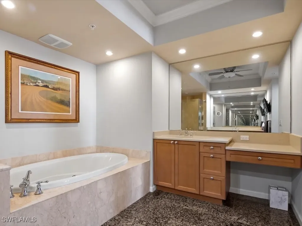 1050 Borghese Lane Naples FL 34114