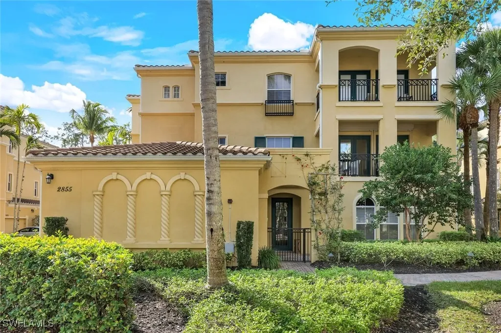 2855 Tiburon Boulevard E Naples FL 34109