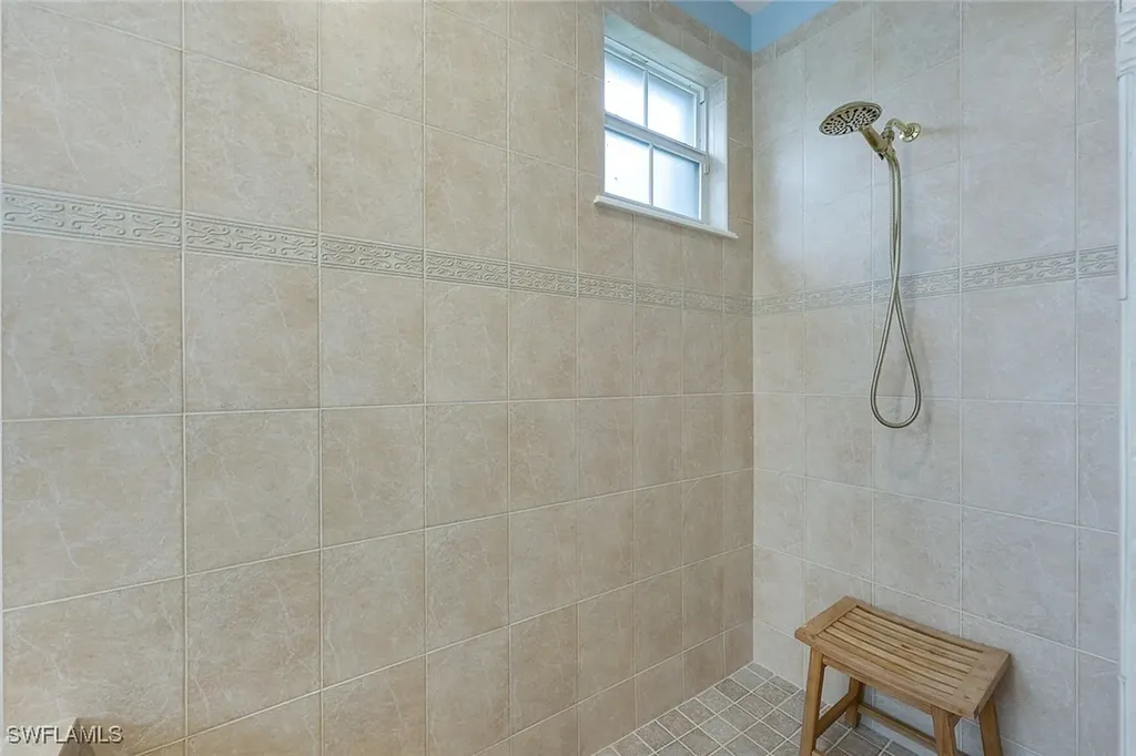 2855 Tiburon Boulevard E Naples FL 34109